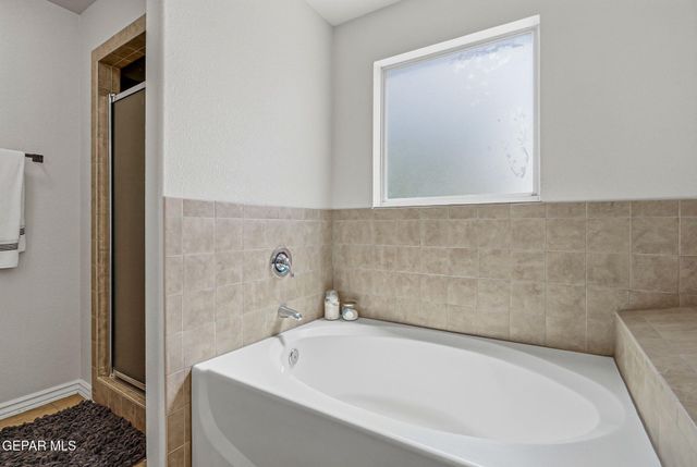 600 Valley Plum Avenue, El Paso, TX 79932