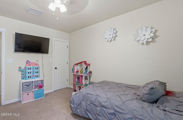 600 Valley Plum Avenue, El Paso, TX 79932