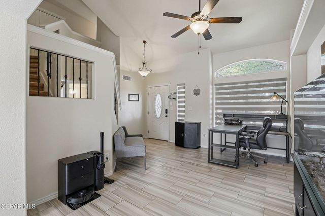 600 Valley Plum Avenue, El Paso, TX 79932