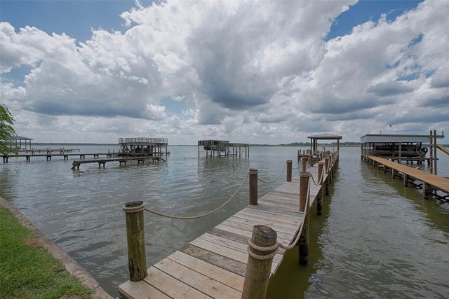 21103 Flaming Arrow Trail, Crosby, TX 77532