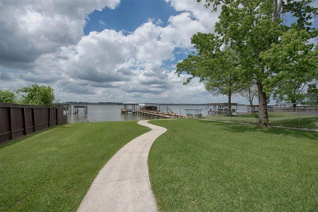 21103 Flaming Arrow Trail, Crosby, TX 77532