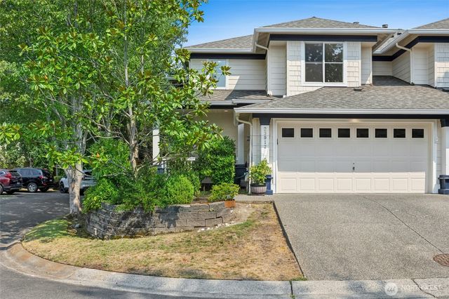23912 SE 7th St, Sammamish, WA 98074