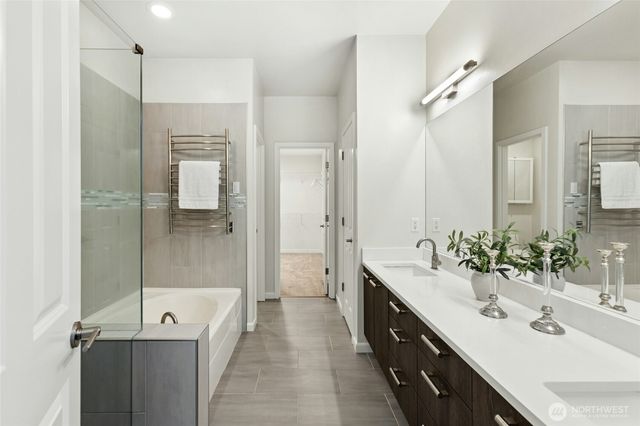 23912 SE 7th St, Sammamish, WA 98074