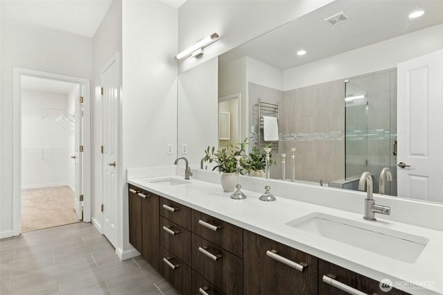 23912 SE 7th St, Sammamish, WA 98074
