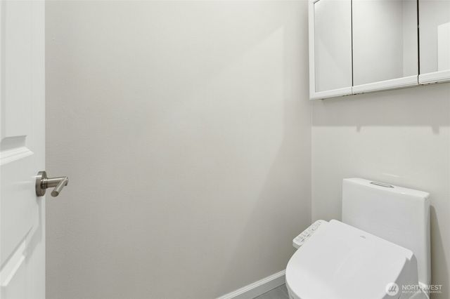 23912 SE 7th St, Sammamish, WA 98074