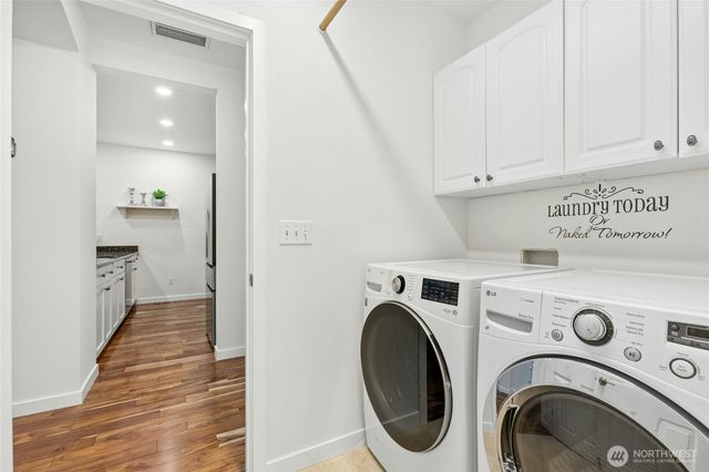 23912 SE 7th St, Sammamish, WA 98074