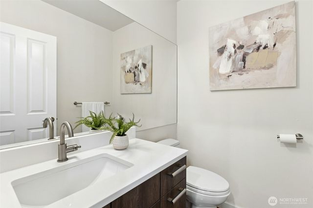 23912 SE 7th St, Sammamish, WA 98074