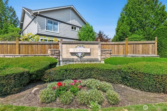23912 SE 7th St, Sammamish, WA 98074