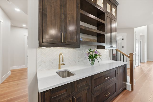 860 County Road 208, Gainesville, TX 76240