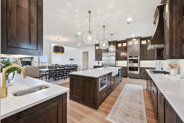 860 County Road 208, Gainesville, TX 76240