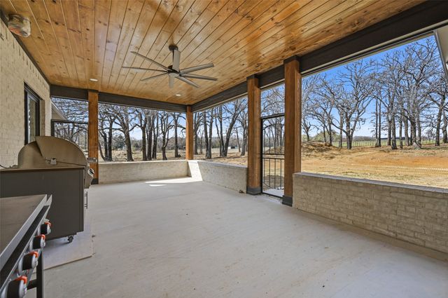 860 County Road 208, Gainesville, TX 76240