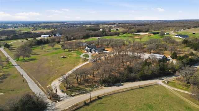 860 County Road 208, Gainesville, TX 76240