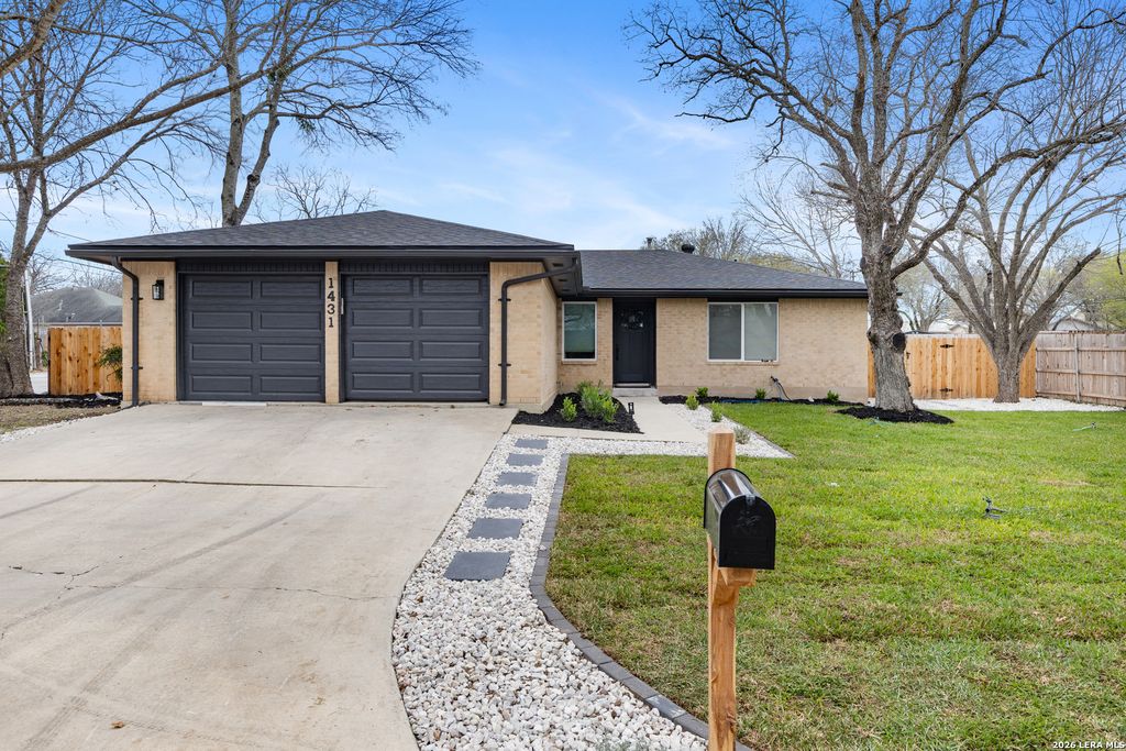1431 Camellia, New Braunfels, TX 78130