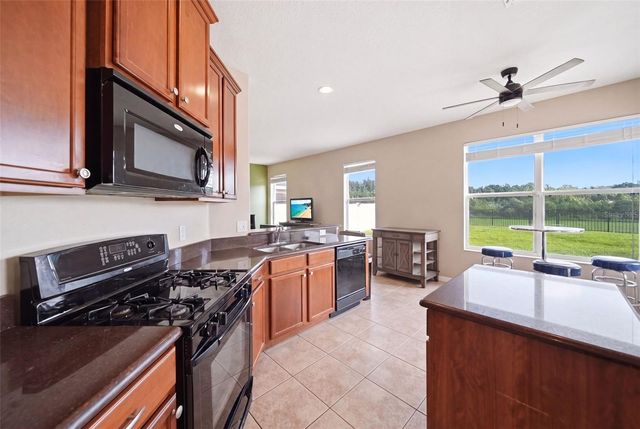 2391 SABASTIAN ST, Mount Dora, FL 32757