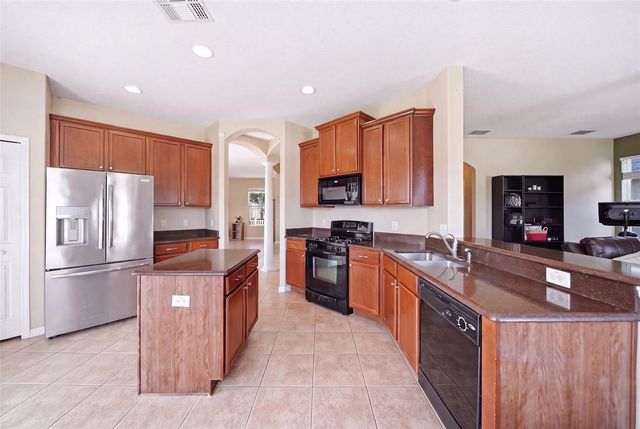 2391 SABASTIAN ST, Mount Dora, FL 32757