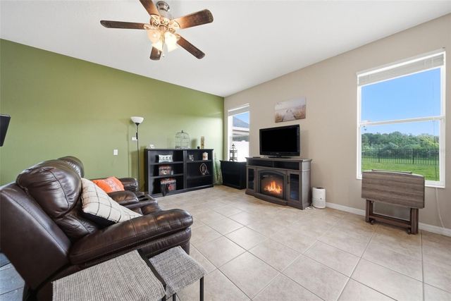 2391 SABASTIAN ST, Mount Dora, FL 32757
