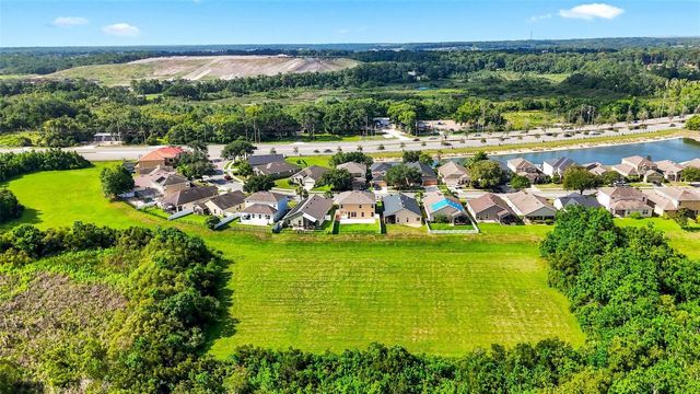2391 SABASTIAN ST, Mount Dora, FL 32757