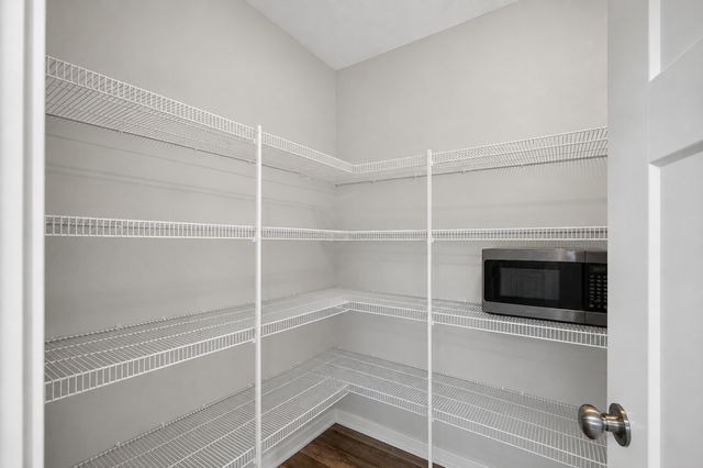 4621 SE 35th Court, Des Moines, IA 50320