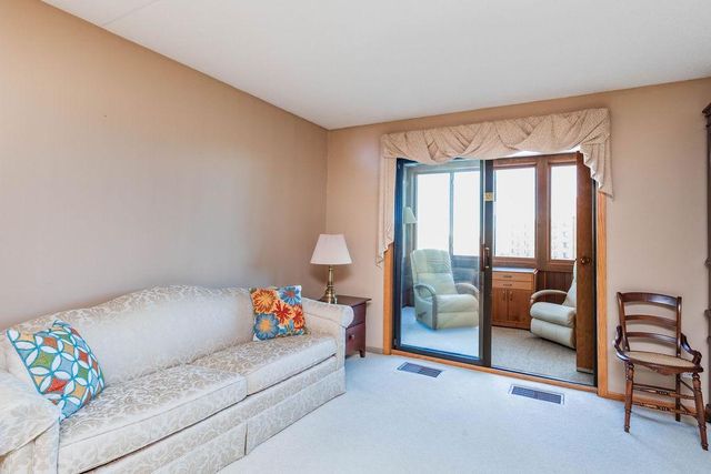 105 3rd Street N 603, Moorhead, MN 56560