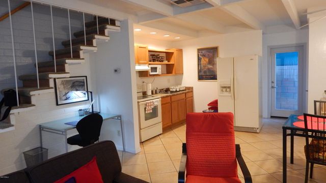 2025 S Granada Drive Apt 14, Tempe, AZ 85282