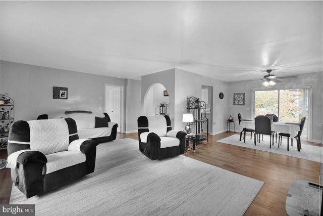 119 SMOKETOWN RD, Mertztown, PA 19539