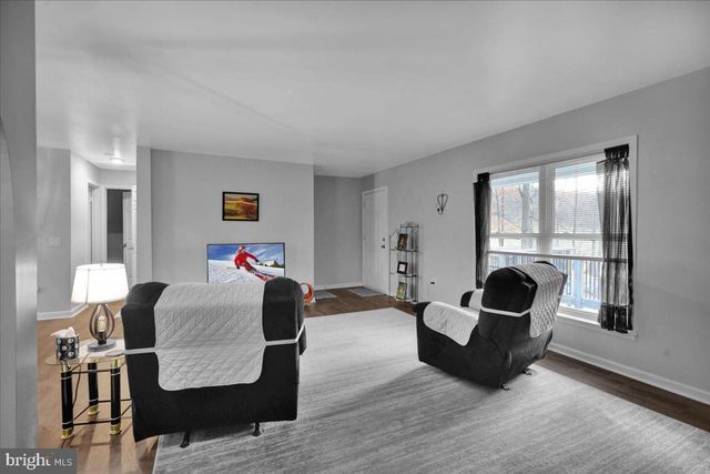 119 SMOKETOWN RD, Mertztown, PA 19539