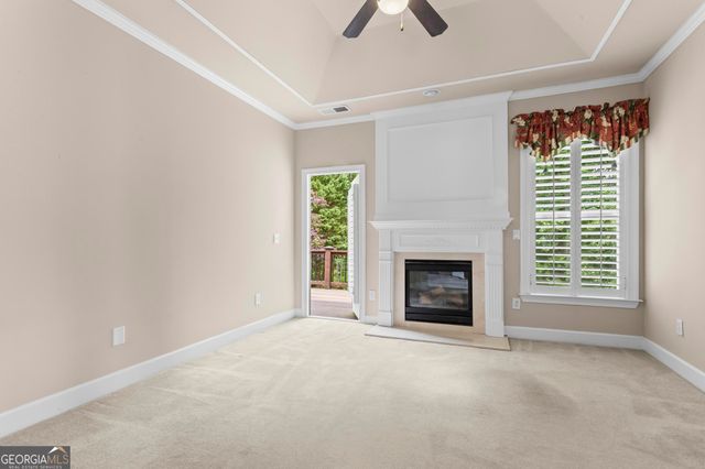 214 Woodview Lane, Woodstock, GA 30188