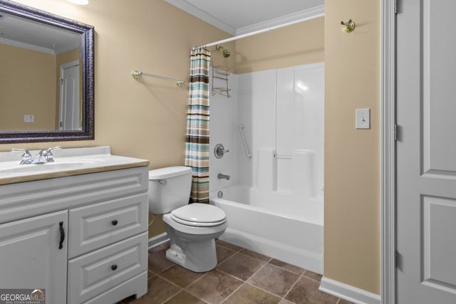 214 Woodview Lane, Woodstock, GA 30188