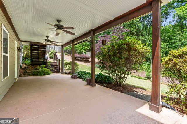 214 Woodview Lane, Woodstock, GA 30188