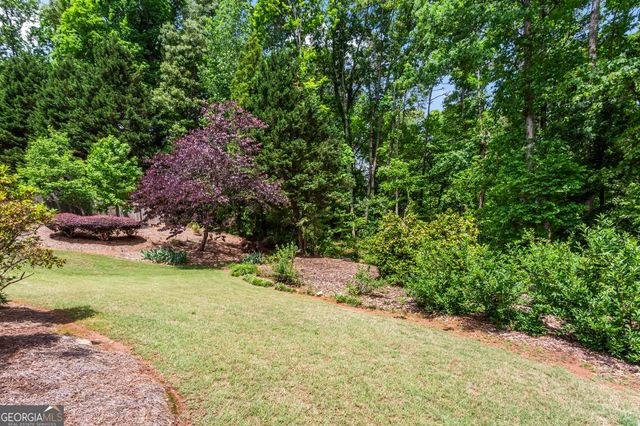 214 Woodview Lane, Woodstock, GA 30188