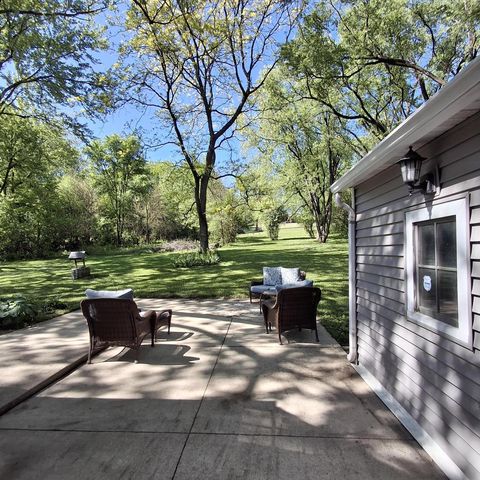 S26W26998 Macarthur ROAD, Waukesha, WI 53188