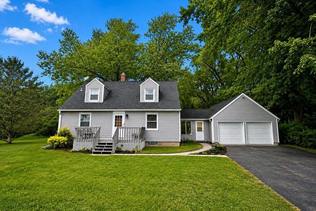 S26W26998 Macarthur ROAD, Waukesha, WI 53188