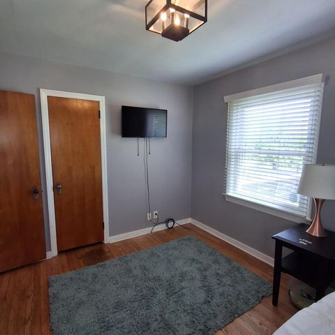 S26W26998 Macarthur ROAD, Waukesha, WI 53188