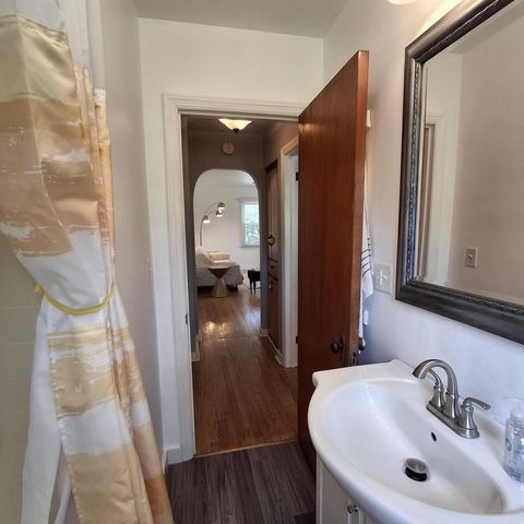 S26W26998 Macarthur ROAD, Waukesha, WI 53188