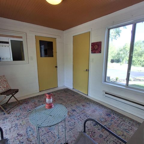 S26W26998 Macarthur ROAD, Waukesha, WI 53188