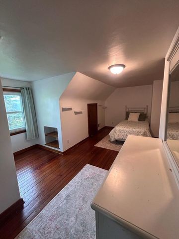 S26W26998 Macarthur ROAD, Waukesha, WI 53188