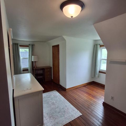 S26W26998 Macarthur ROAD, Waukesha, WI 53188