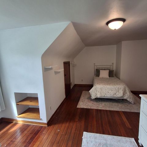 S26W26998 Macarthur ROAD, Waukesha, WI 53188