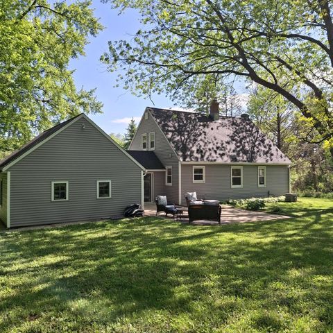 S26W26998 Macarthur ROAD, Waukesha, WI 53188