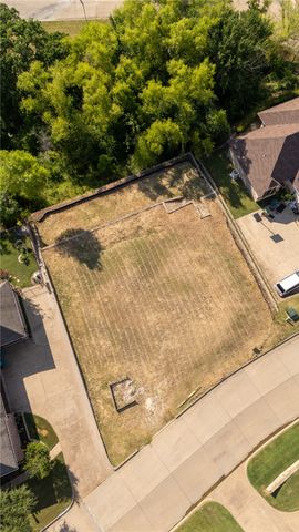 612 Rainbow Creek Court, Arlington, TX 76012