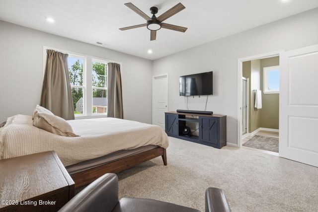 132 Harvest Moon Ct, Shepherdsville, KY 40165