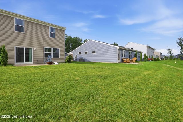 132 Harvest Moon Ct, Shepherdsville, KY 40165