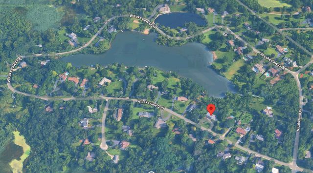 26982 W Lakeview Drive S, Lake Barrington, IL 60084