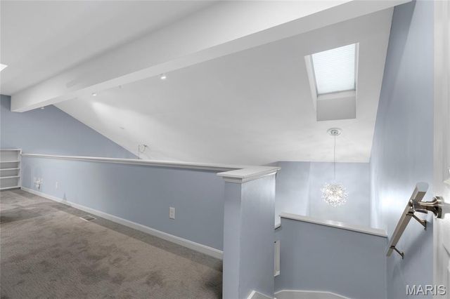 4465 W Pine Boulevard 18, St Louis, MO 63108