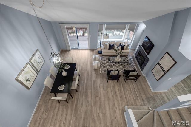 4465 W Pine Boulevard 18, St Louis, MO 63108