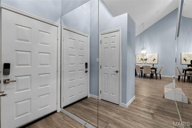 4465 W Pine Boulevard 18, St Louis, MO 63108