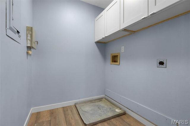 4465 W Pine Boulevard 18, St Louis, MO 63108