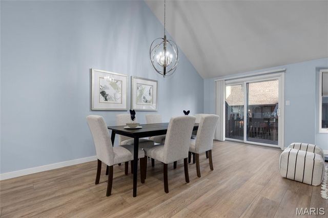 4465 W Pine Boulevard 18, St Louis, MO 63108