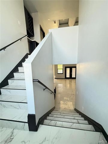 3320 Lago Superior, Edinburg, TX 78542