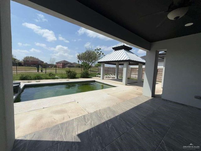 3320 Lago Superior, Edinburg, TX 78542